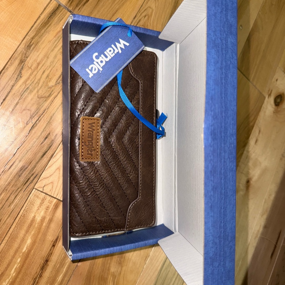 Wrangler Brown women’s wallet - Picture 4 of 4